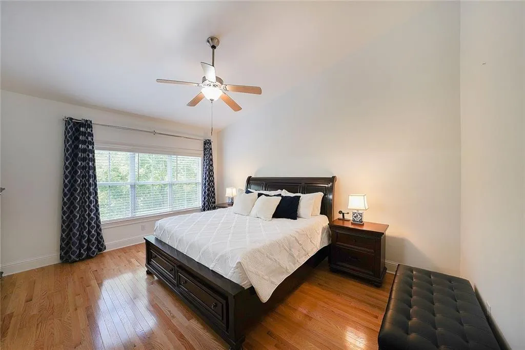 5434 Glenridge View, Atlanta, Georgia 30342, 3 Bedrooms Bedrooms, ,3 BathroomsBathrooms,Residential,For Sale,5434 Glenridge View,7656097 5434 Glenridge View, Atlanta, Georgia 30342, 3 Bedrooms Bedrooms, ,3 BathroomsBathrooms,Residential,For Sale,5434 Glenridge View,7656097