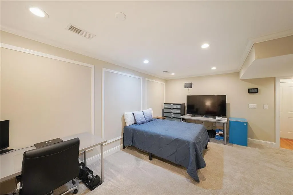 5434 Glenridge View, Atlanta, Georgia 30342, 3 Bedrooms Bedrooms, ,3 BathroomsBathrooms,Residential,For Sale,5434 Glenridge View,7656097 5434 Glenridge View, Atlanta, Georgia 30342, 3 Bedrooms Bedrooms, ,3 BathroomsBathrooms,Residential,For Sale,5434 Glenridge View,7656097