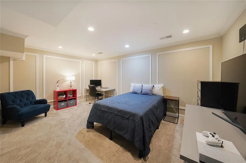 5434 Glenridge View, Atlanta, Georgia 30342, 3 Bedrooms Bedrooms, ,3 BathroomsBathrooms,Residential,For Sale,5434 Glenridge View,7656097 5434 Glenridge View, Atlanta, Georgia 30342, 3 Bedrooms Bedrooms, ,3 BathroomsBathrooms,Residential,For Sale,5434 Glenridge View,7656097