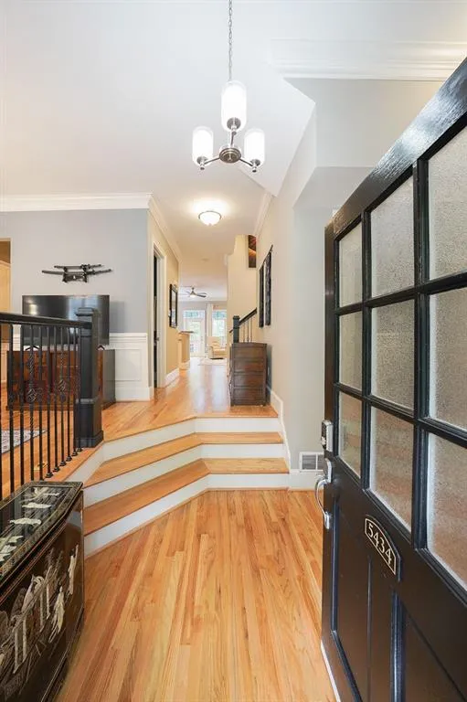 5434 Glenridge View, Atlanta, Georgia 30342, 3 Bedrooms Bedrooms, ,3 BathroomsBathrooms,Residential,For Sale,5434 Glenridge View,7656097 5434 Glenridge View, Atlanta, Georgia 30342, 3 Bedrooms Bedrooms, ,3 BathroomsBathrooms,Residential,For Sale,5434 Glenridge View,7656097