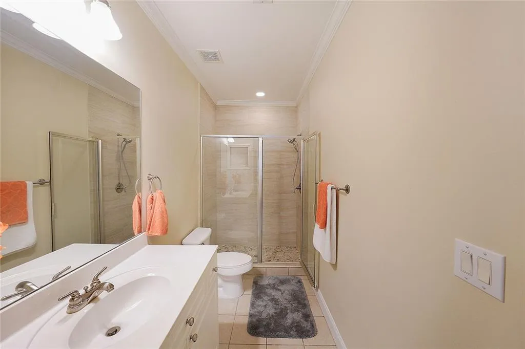 5434 Glenridge View, Atlanta, Georgia 30342, 3 Bedrooms Bedrooms, ,3 BathroomsBathrooms,Residential,For Sale,5434 Glenridge View,7656097 5434 Glenridge View, Atlanta, Georgia 30342, 3 Bedrooms Bedrooms, ,3 BathroomsBathrooms,Residential,For Sale,5434 Glenridge View,7656097