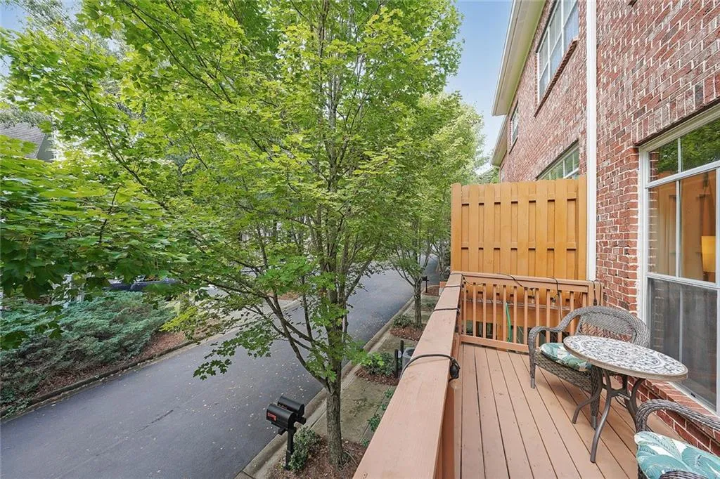 5434 Glenridge View, Atlanta, Georgia 30342, 3 Bedrooms Bedrooms, ,3 BathroomsBathrooms,Residential,For Sale,5434 Glenridge View,7656097 5434 Glenridge View, Atlanta, Georgia 30342, 3 Bedrooms Bedrooms, ,3 BathroomsBathrooms,Residential,For Sale,5434 Glenridge View,7656097