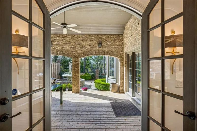 105 Kingston Manor, Atlanta, Georgia 30342, 7 Bedrooms Bedrooms, ,7 BathroomsBathrooms,Residential,For Sale,105 Kingston Manor,7699271