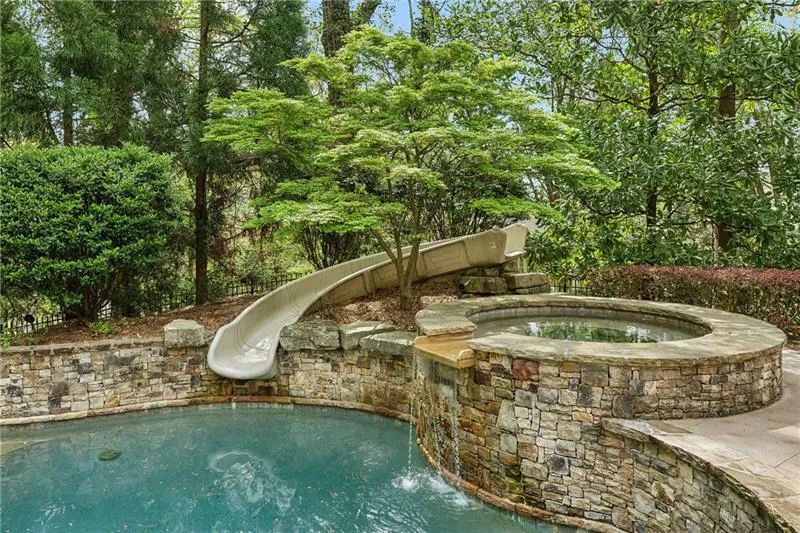 105 Kingston Manor, Atlanta, Georgia 30342, 7 Bedrooms Bedrooms, ,7 BathroomsBathrooms,Residential,For Sale,105 Kingston Manor,7699271