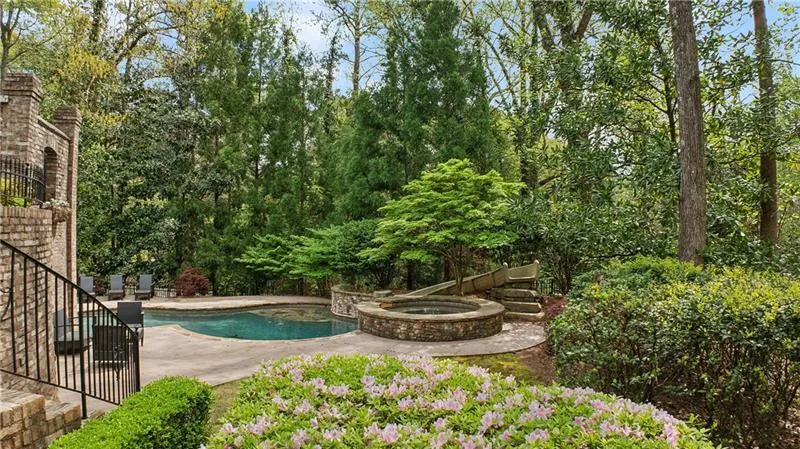 105 Kingston Manor, Atlanta, Georgia 30342, 7 Bedrooms Bedrooms, ,7 BathroomsBathrooms,Residential,For Sale,105 Kingston Manor,7699271