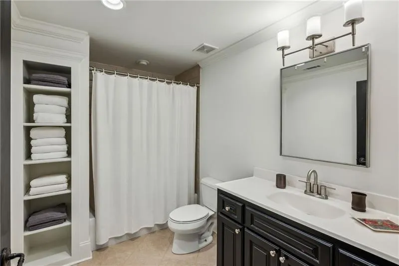 105 Kingston Manor, Atlanta, Georgia 30342, 7 Bedrooms Bedrooms, ,7 BathroomsBathrooms,Residential,For Sale,105 Kingston Manor,7699271