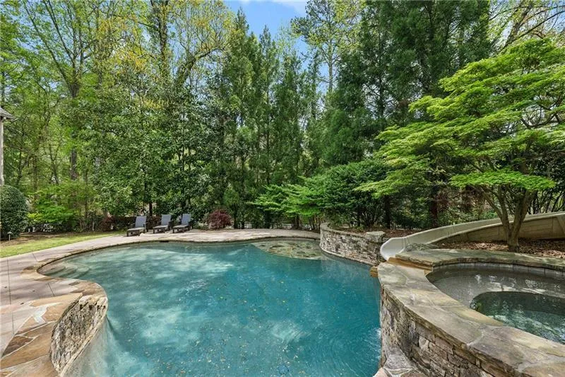 105 Kingston Manor, Atlanta, Georgia 30342, 7 Bedrooms Bedrooms, ,7 BathroomsBathrooms,Residential,For Sale,105 Kingston Manor,7699271
