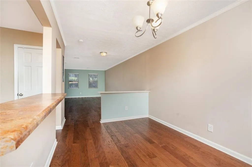 175 N River Drive Unit B, Atlanta, Georgia 30350, 2 Bedrooms Bedrooms, ,2 BathroomsBathrooms,Residential,Sold,175 N River Drive Unit B,6999931