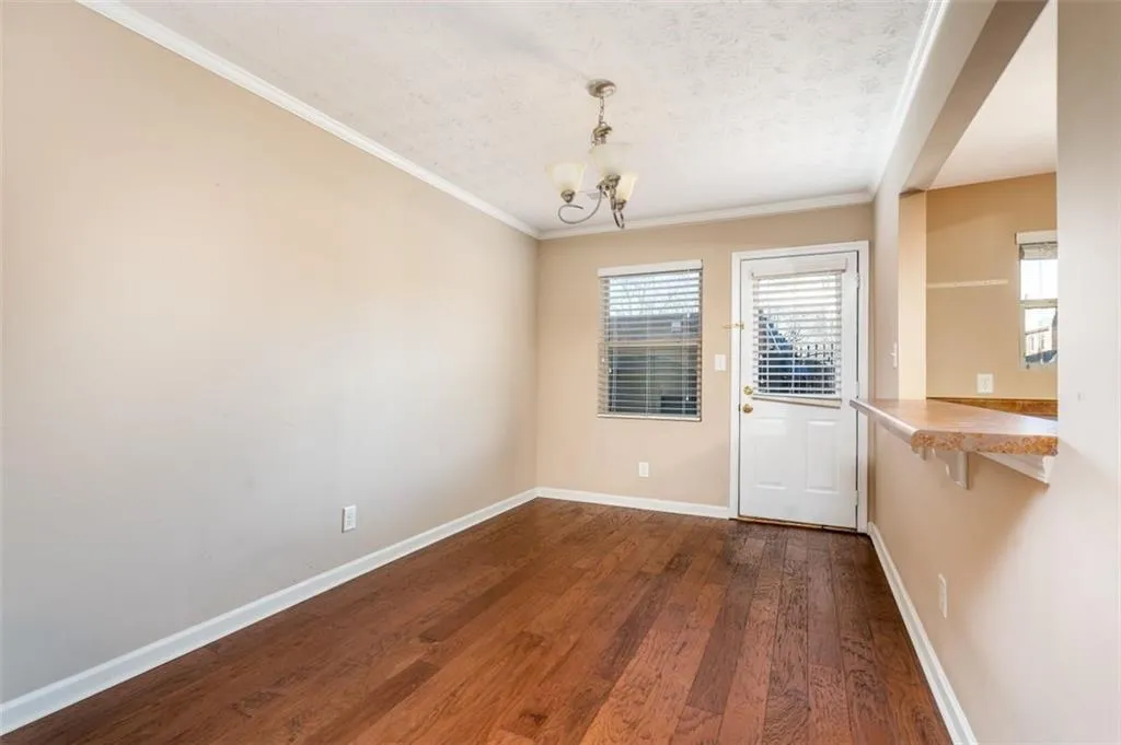 175 N River Drive Unit B, Atlanta, Georgia 30350, 2 Bedrooms Bedrooms, ,2 BathroomsBathrooms,Residential,Sold,175 N River Drive Unit B,6999931