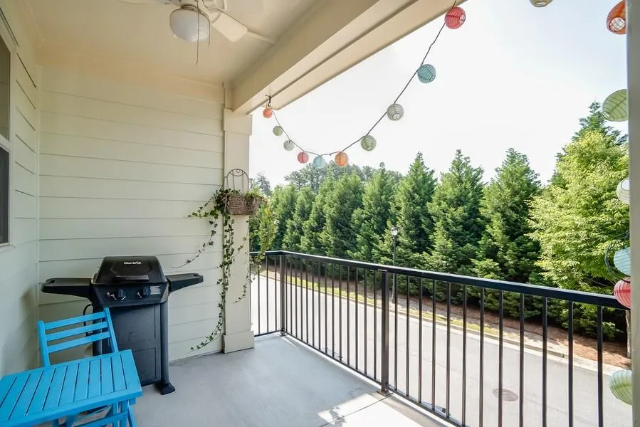 881 Perennial Drive, Atlanta, Georgia 30328, 2 Bedrooms Bedrooms, ,2 BathroomsBathrooms,Residential,Sold,881 Perennial Drive,5698530 881 Perennial Drive, Atlanta, Georgia 30328, 2 Bedrooms Bedrooms, ,2 BathroomsBathrooms,Residential,Sold,881 Perennial Drive,5698530