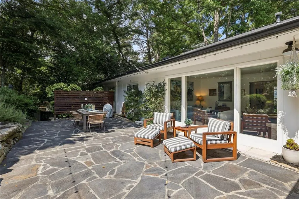 View of patio with outdoor dining space