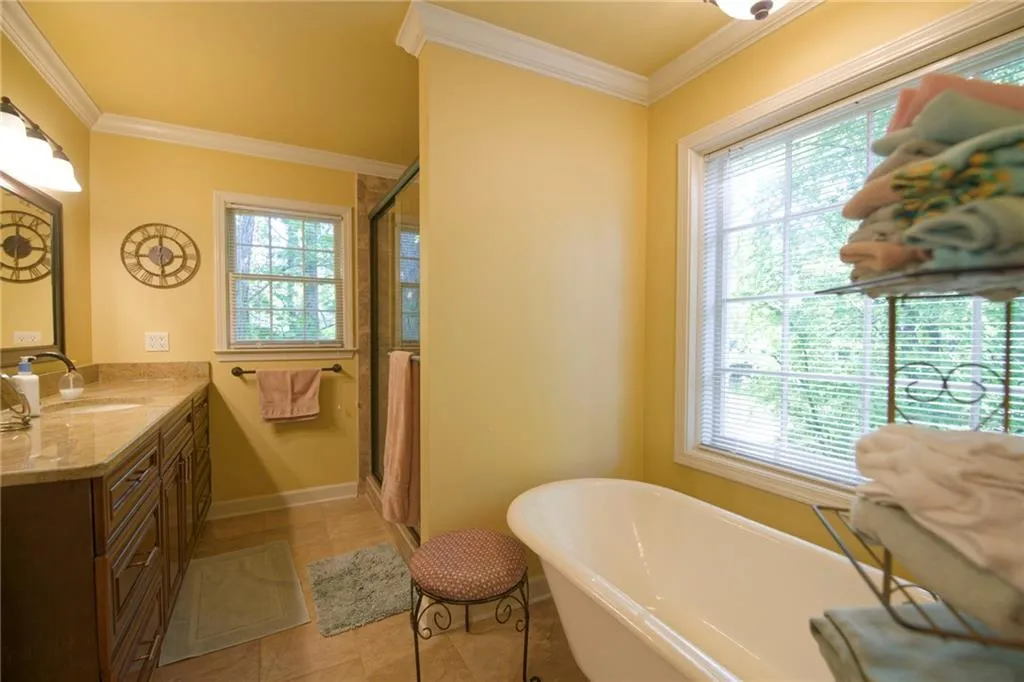 555 Spindlewick Drive, Atlanta, Georgia 30350, 4 Bedrooms Bedrooms, ,3 BathroomsBathrooms,Residential,For Sale,555 Spindlewick Drive,7759477