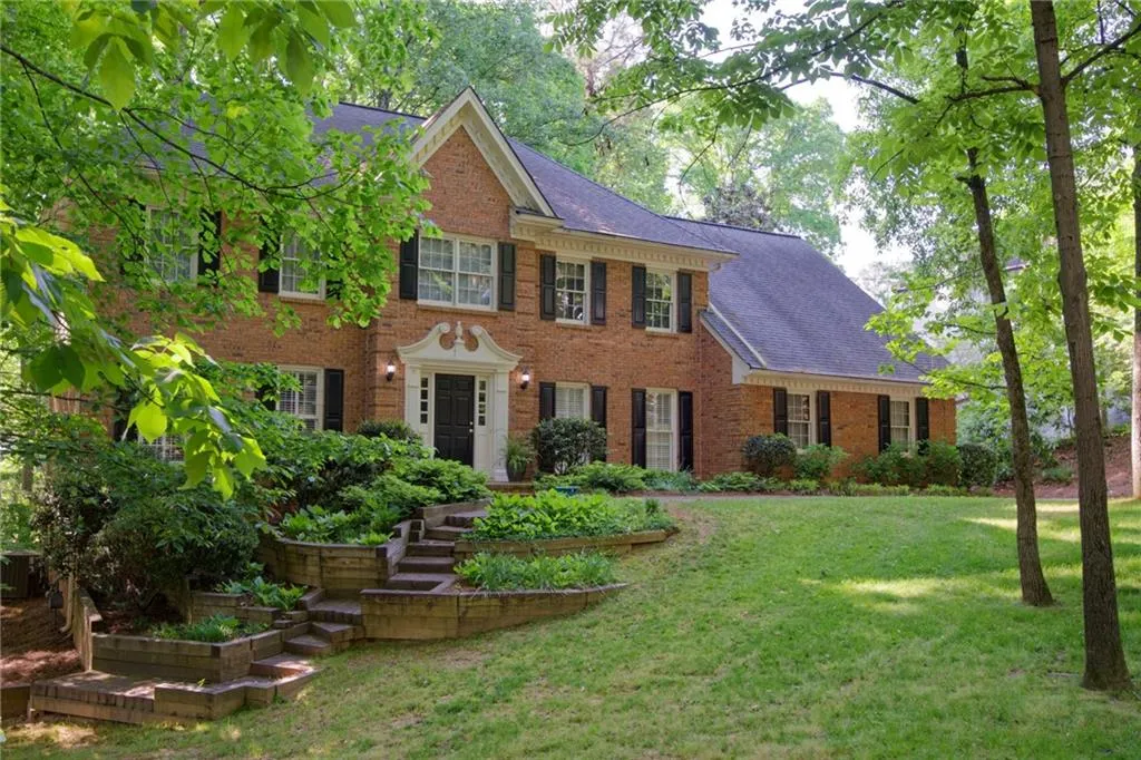 555 Spindlewick Drive, Atlanta, Georgia 30350, 4 Bedrooms Bedrooms, ,3 BathroomsBathrooms,Residential,For Sale,555 Spindlewick Drive,7759477