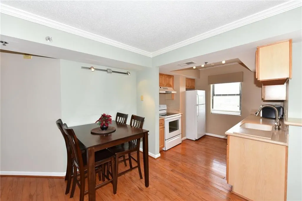 795 Hammond Drive Unit 608, Atlanta, Georgia 30328, 1 Bedroom Bedrooms, ,1 BathroomBathrooms,Residential,Sold,795 Hammond Drive Unit 608,6044868