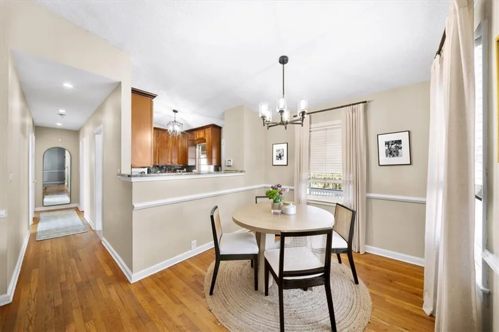 109 Spruell Springs Road, Atlanta, Georgia 30342, 2 Bedrooms Bedrooms, ,2 BathroomsBathrooms,Residential,For Sale,109 Spruell Springs Road,7721851