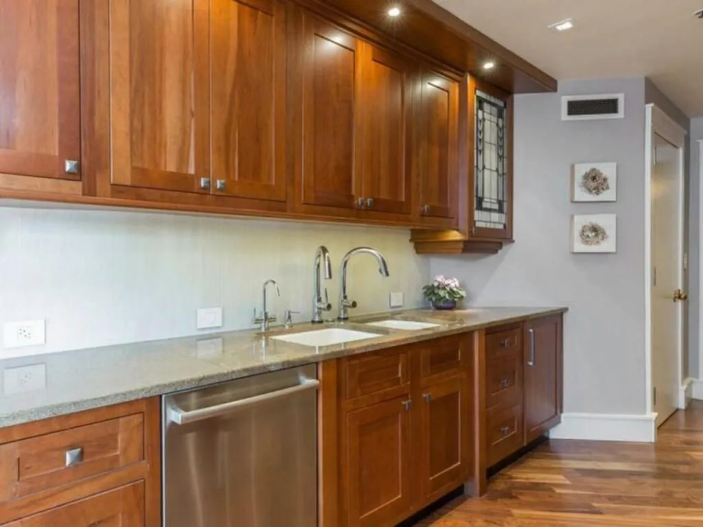 2660 Peachtree Road Unit 8c, Atlanta, Georgia 30305, 2 Bedrooms Bedrooms, ,2 BathroomsBathrooms,Residential,Sold,2660 Peachtree Road Unit 8c,5764010