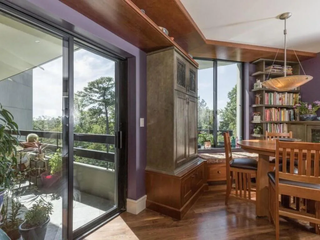 2660 Peachtree Road Unit 8c, Atlanta, Georgia 30305, 2 Bedrooms Bedrooms, ,2 BathroomsBathrooms,Residential,Sold,2660 Peachtree Road Unit 8c,5764010