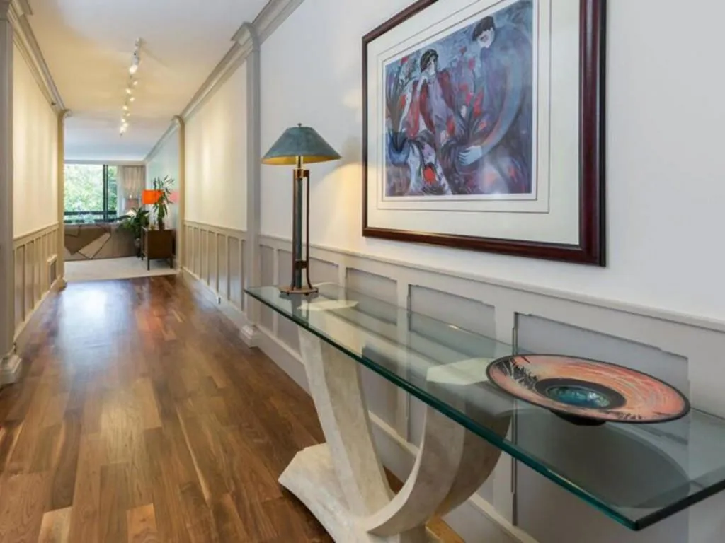 2660 Peachtree Road Unit 8c, Atlanta, Georgia 30305, 2 Bedrooms Bedrooms, ,2 BathroomsBathrooms,Residential,Sold,2660 Peachtree Road Unit 8c,5764010