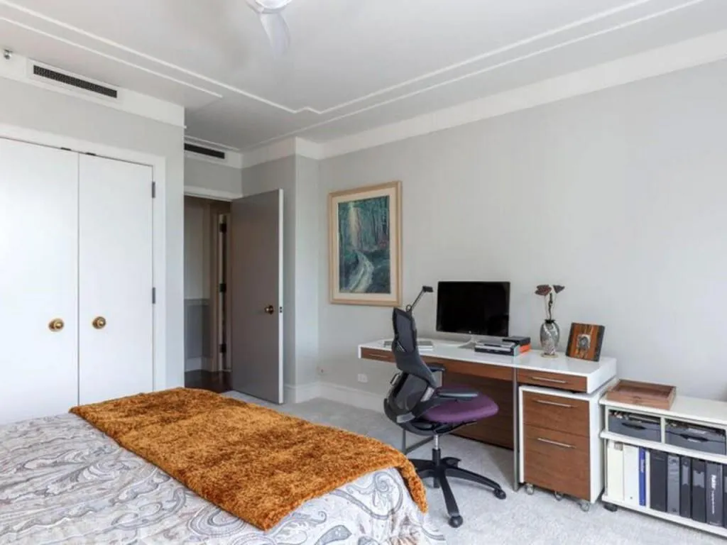 2660 Peachtree Road Unit 8c, Atlanta, Georgia 30305, 2 Bedrooms Bedrooms, ,2 BathroomsBathrooms,Residential,Sold,2660 Peachtree Road Unit 8c,5764010