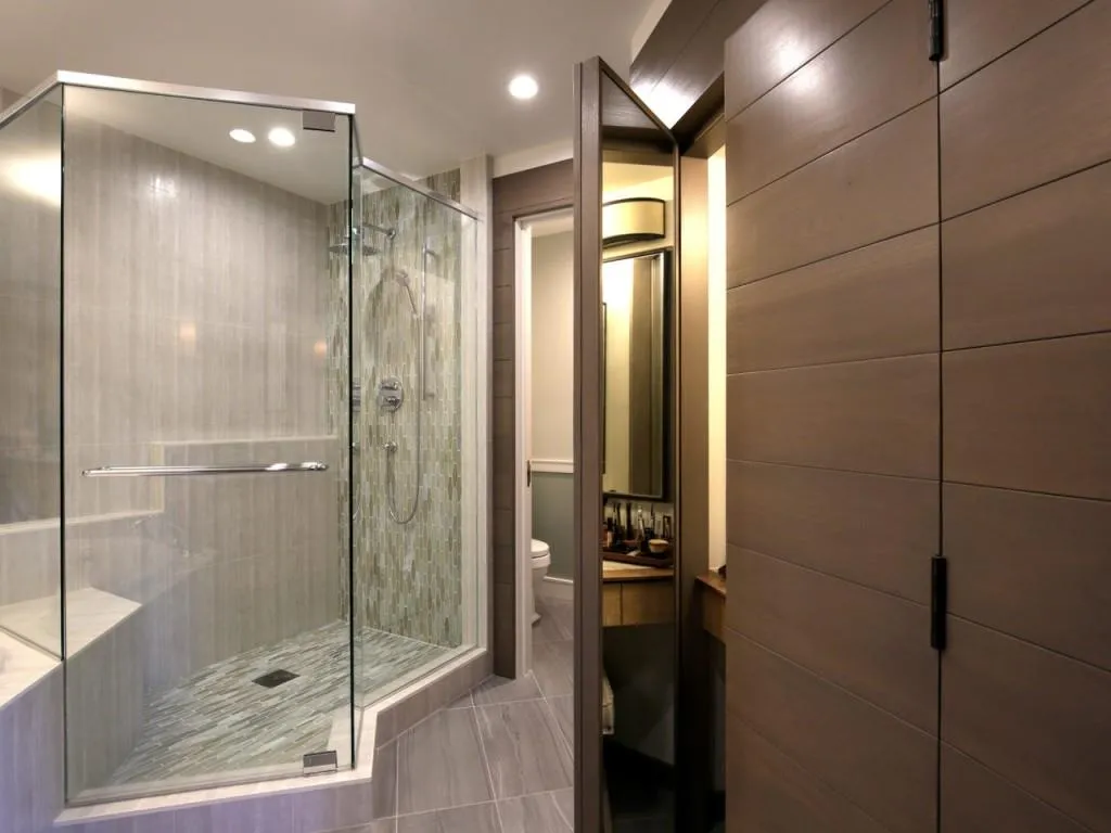 2660 Peachtree Road Unit 8c, Atlanta, Georgia 30305, 2 Bedrooms Bedrooms, ,2 BathroomsBathrooms,Residential,Sold,2660 Peachtree Road Unit 8c,5764010