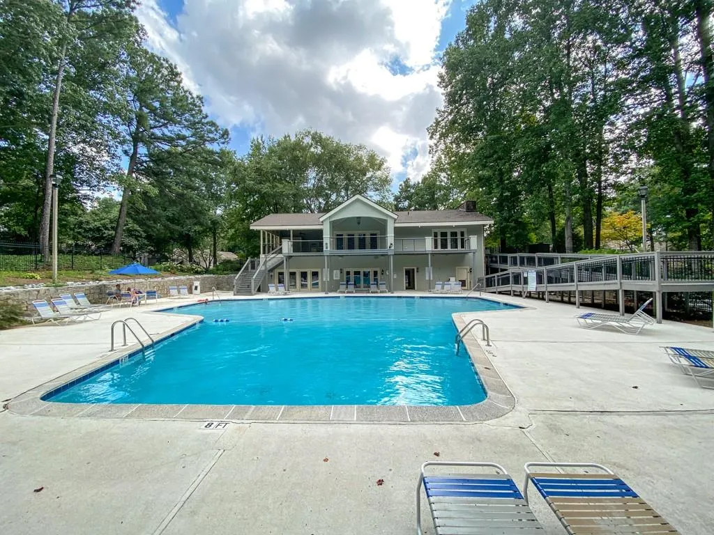 205 Garden Court, Atlanta, Georgia 30328, 3 Bedrooms Bedrooms, ,2 BathroomsBathrooms,Residential,Sold,205 Garden Court,6775870