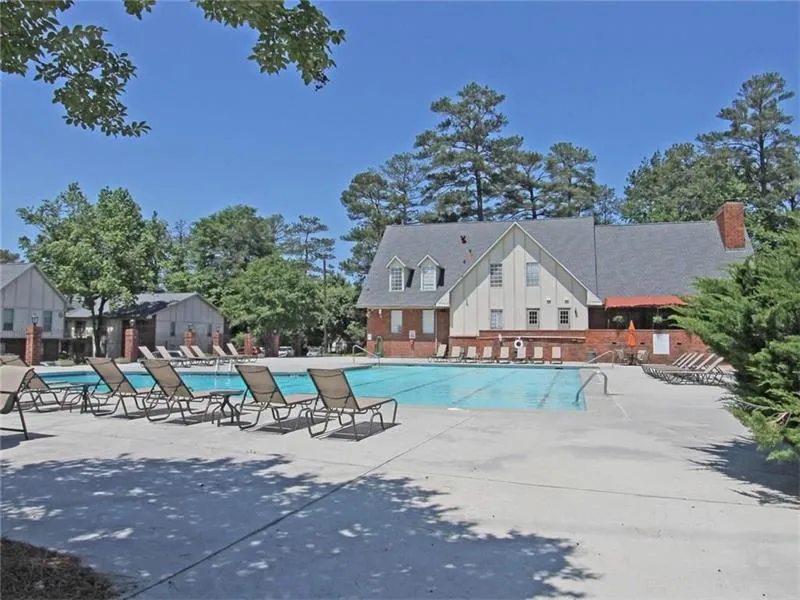 6851 Roswell Road Ne Unit M8, Atlanta, Georgia 30328, 2 Bedrooms Bedrooms, ,2 BathroomsBathrooms,Residential,Sold,6851 Roswell Road Ne Unit M8,5883970