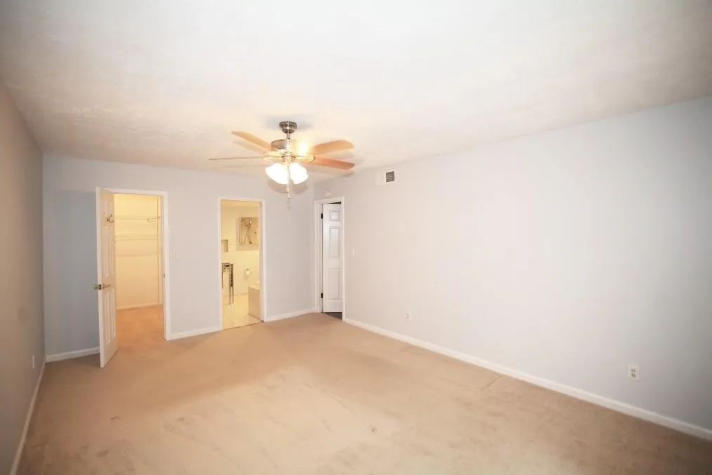 6851 Roswell Road Ne Unit M8, Atlanta, Georgia 30328, 2 Bedrooms Bedrooms, ,2 BathroomsBathrooms,Residential,Sold,6851 Roswell Road Ne Unit M8,5883970