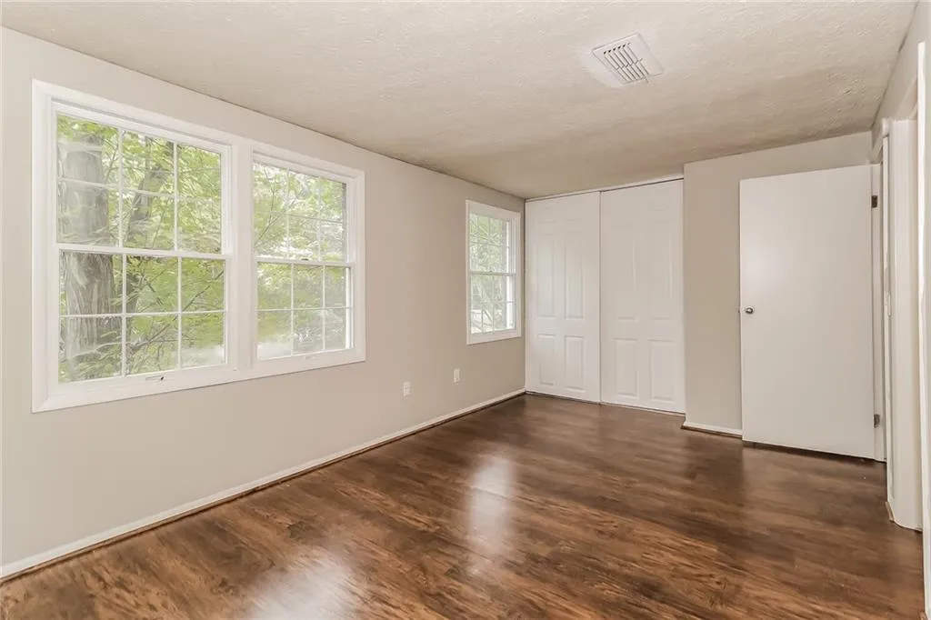 8865 Roberts, Sandy Springs, Georgia 30350, 2 Bedrooms Bedrooms, ,2 BathroomsBathrooms,Residential,Sold,8865 Roberts,6965147