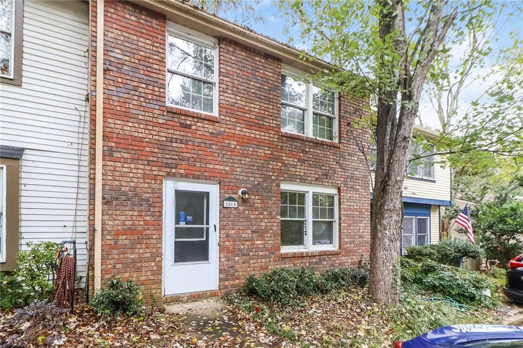 8865 Roberts, Sandy Springs, Georgia 30350, 2 Bedrooms Bedrooms, ,2 BathroomsBathrooms,Residential,Sold,8865 Roberts,6965147
