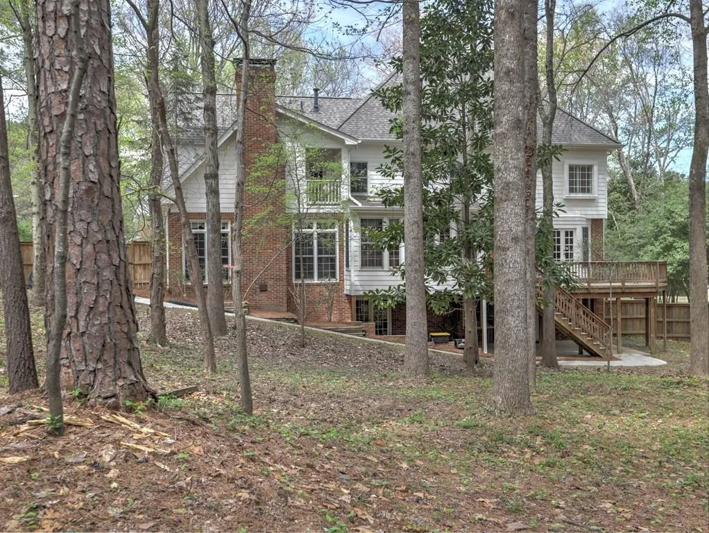 1505 Bakers Glen Drive, Sandy Springs, Georgia 30350, 7 Bedrooms Bedrooms, ,5 BathroomsBathrooms,Residential,Sold,1505 Bakers Glen Drive,7196860