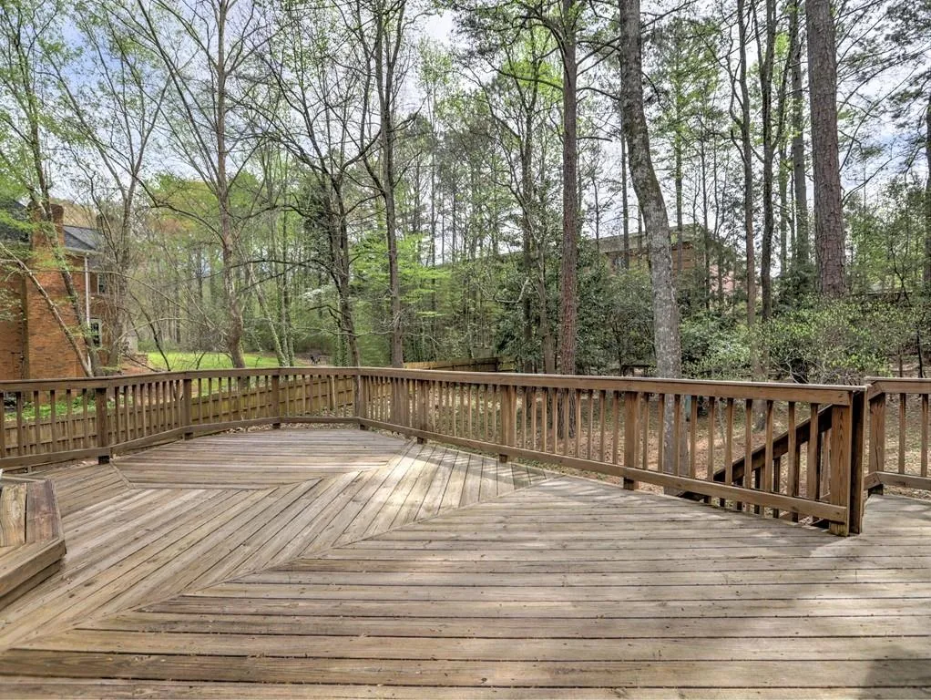 1505 Bakers Glen Drive, Sandy Springs, Georgia 30350, 7 Bedrooms Bedrooms, ,5 BathroomsBathrooms,Residential,Sold,1505 Bakers Glen Drive,7196860