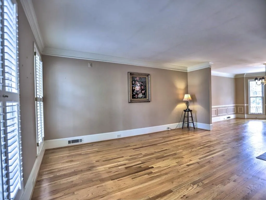 1505 Bakers Glen Drive, Sandy Springs, Georgia 30350, 7 Bedrooms Bedrooms, ,5 BathroomsBathrooms,Residential,Sold,1505 Bakers Glen Drive,7196860