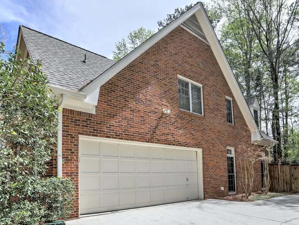 1505 Bakers Glen Drive, Sandy Springs, Georgia 30350, 7 Bedrooms Bedrooms, ,5 BathroomsBathrooms,Residential,Sold,1505 Bakers Glen Drive,7196860