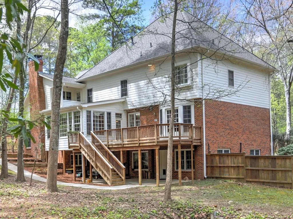 1505 Bakers Glen Drive, Sandy Springs, Georgia 30350, 7 Bedrooms Bedrooms, ,5 BathroomsBathrooms,Residential,Sold,1505 Bakers Glen Drive,7196860