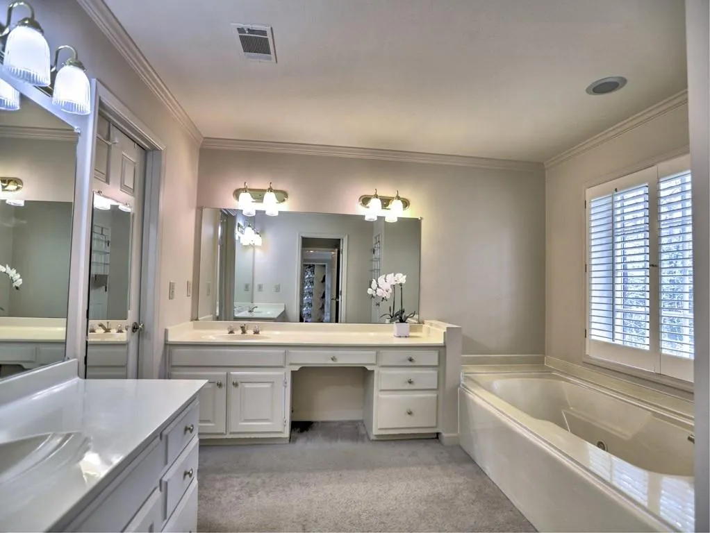 1505 Bakers Glen Drive, Sandy Springs, Georgia 30350, 7 Bedrooms Bedrooms, ,5 BathroomsBathrooms,Residential,Sold,1505 Bakers Glen Drive,7196860