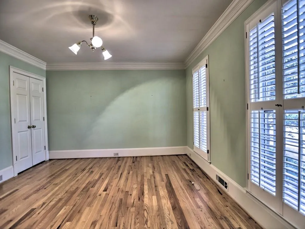 1505 Bakers Glen Drive, Sandy Springs, Georgia 30350, 7 Bedrooms Bedrooms, ,5 BathroomsBathrooms,Residential,Sold,1505 Bakers Glen Drive,7196860