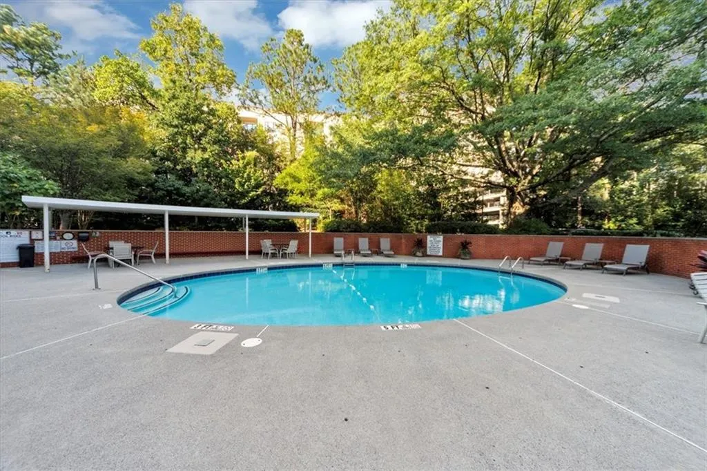3060 Pharr Court North Nw Unit 317, Atlanta, Georgia 30305, 2 Bedrooms Bedrooms, ,1 BathroomBathrooms,Residential,For Sale,3060 Pharr Court North Nw Unit 317,7663801