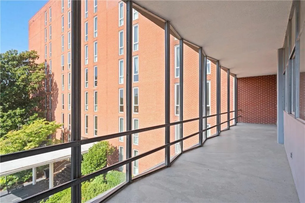 3060 Pharr Court North Nw Unit 317, Atlanta, Georgia 30305, 2 Bedrooms Bedrooms, ,1 BathroomBathrooms,Residential,For Sale,3060 Pharr Court North Nw Unit 317,7663801