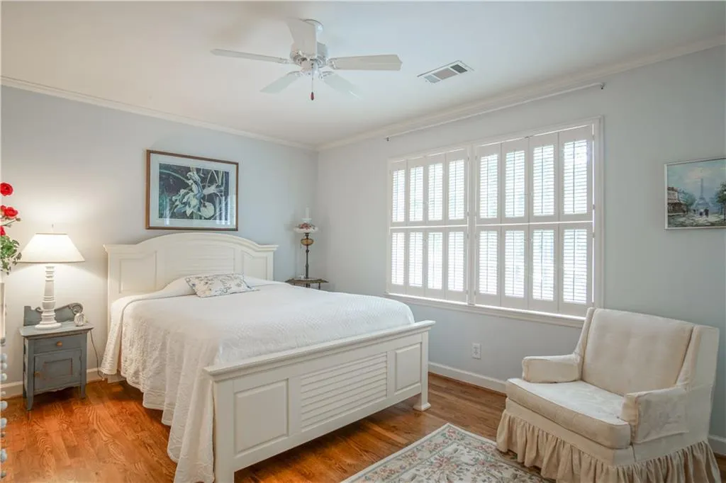 9050 Huntcliff Trace, Sandy Springs, Georgia 30350, 4 Bedrooms Bedrooms, ,4 BathroomsBathrooms,Residential,Sold,9050 Huntcliff Trace,5867975