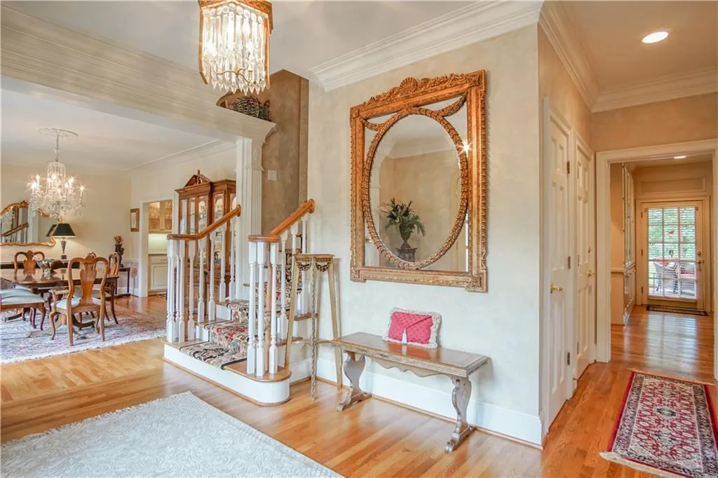 9050 Huntcliff Trace, Sandy Springs, Georgia 30350, 4 Bedrooms Bedrooms, ,4 BathroomsBathrooms,Residential,Sold,9050 Huntcliff Trace,5867975