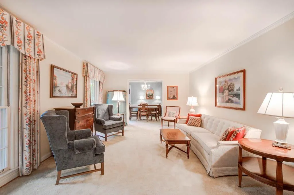 430 Forest Valley Road, Sandy Springs, Georgia 30342, 4 Bedrooms Bedrooms, ,3 BathroomsBathrooms,Residential,Sold,430 Forest Valley Road,6719225