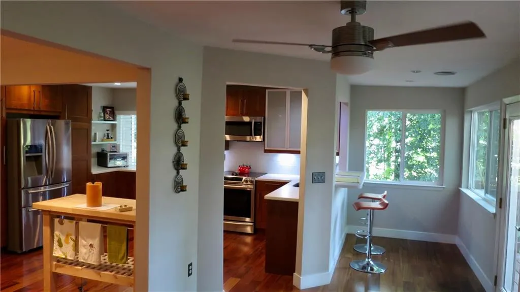 72 Dunwoody Springs Drive Unit C, Sandy Springs, Georgia 30328, 3 Bedrooms Bedrooms, ,2 BathroomsBathrooms,Residential,Sold,72 Dunwoody Springs Drive Unit C,6625014