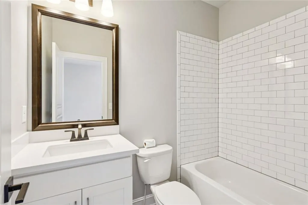 247 Franklin Road, Sandy Springs, Georgia 30342, 3 Bedrooms Bedrooms, ,3 BathroomsBathrooms,Residential,For Sale,247 Franklin Road,7655668