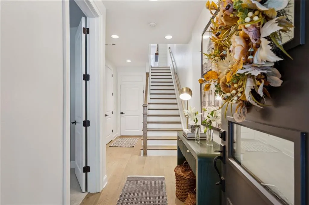 247 Franklin Road, Sandy Springs, Georgia 30342, 3 Bedrooms Bedrooms, ,3 BathroomsBathrooms,Residential,For Sale,247 Franklin Road,7655668