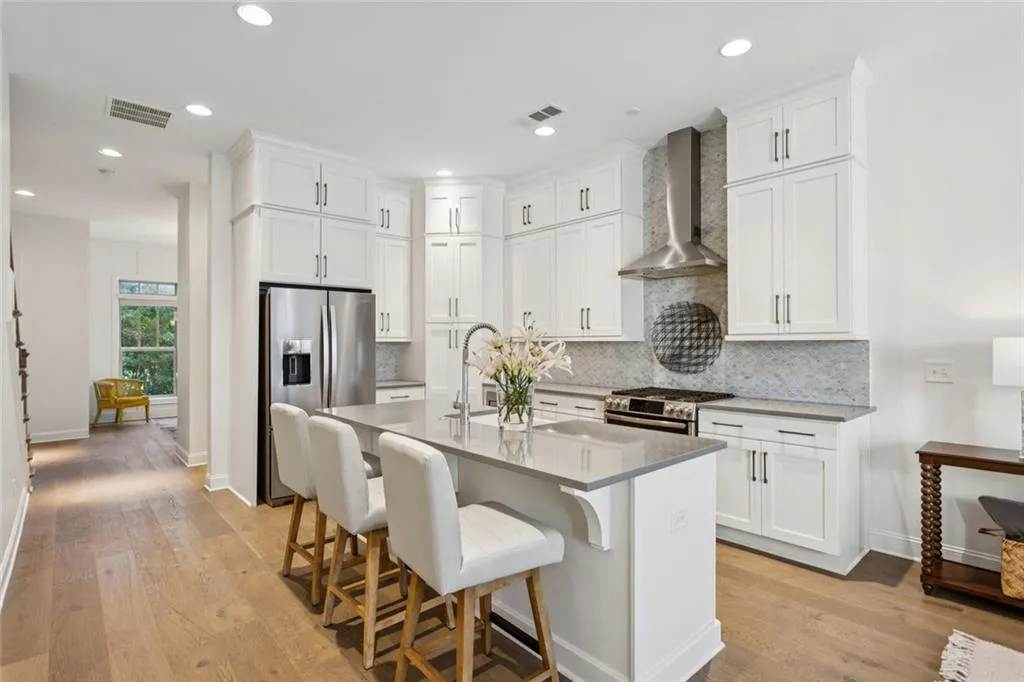 247 Franklin Road, Sandy Springs, Georgia 30342, 3 Bedrooms Bedrooms, ,3 BathroomsBathrooms,Residential,For Sale,247 Franklin Road,7655668