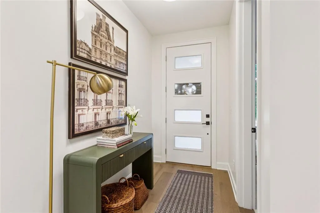 247 Franklin Road, Sandy Springs, Georgia 30342, 3 Bedrooms Bedrooms, ,3 BathroomsBathrooms,Residential,For Sale,247 Franklin Road,7655668 247 Franklin Road, Sandy Springs, Georgia 30342, 3 Bedrooms Bedrooms, ,3 BathroomsBathrooms,Residential,For Sale,247 Franklin Road,7655668