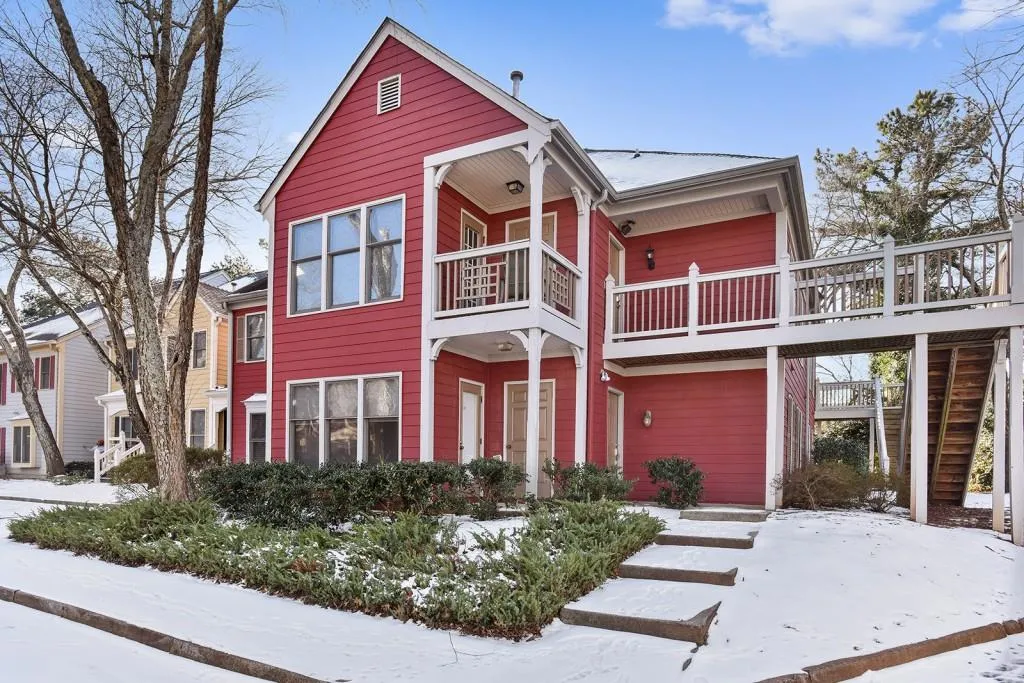 108 Abingdon Way, Atlanta, Georgia 30328, 2 Bedrooms Bedrooms, ,2 BathroomsBathrooms,Residential,Sold,108 Abingdon Way,5953780