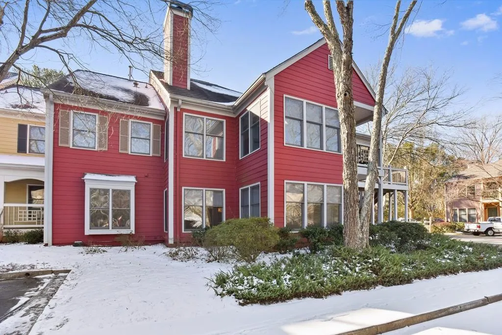 108 Abingdon Way, Atlanta, Georgia 30328, 2 Bedrooms Bedrooms, ,2 BathroomsBathrooms,Residential,Sold,108 Abingdon Way,5953780