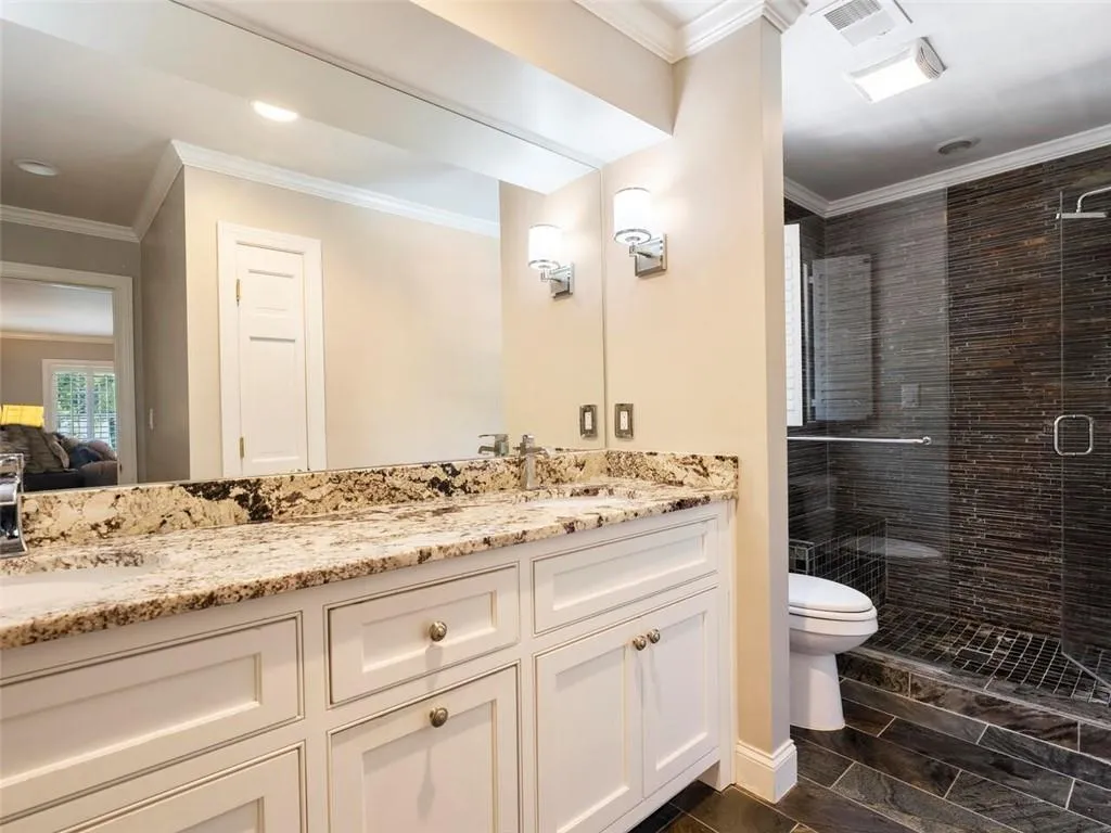 2979 Spalding Drive, Sandy Springs, Georgia 30350, 5 Bedrooms Bedrooms, ,4 BathroomsBathrooms,Residential,Sold,2979 Spalding Drive,7047108