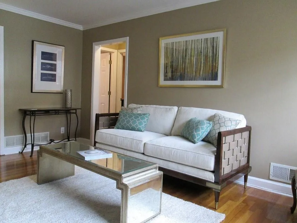 3202 Mathieson Drive Ne Unit 2, Atlanta, Georgia 30305, 2 Bedrooms Bedrooms, ,1 BathroomBathrooms,Residential,Sold,3202 Mathieson Drive Ne Unit 2,5789747